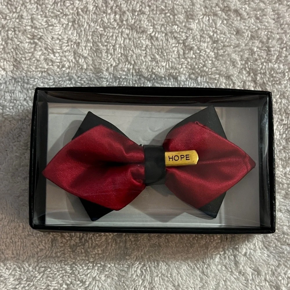 Tytus Ties boys Burgundy Bow Tie - Elegant Satin Formal Accessory